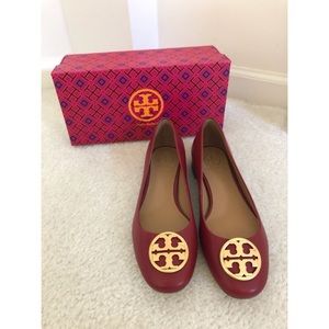 Tory Burch 25mm Ballet Flat.  6 wide. Rare! New!